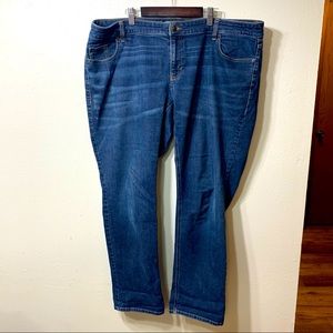 Old Navy Plus Size 18W Boyfriend Jeans Loose Jeans Stretch Medium Wash